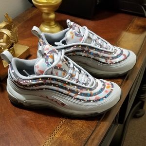 NWOT,WMN,S NIKE AIR MAX ULTRA 97